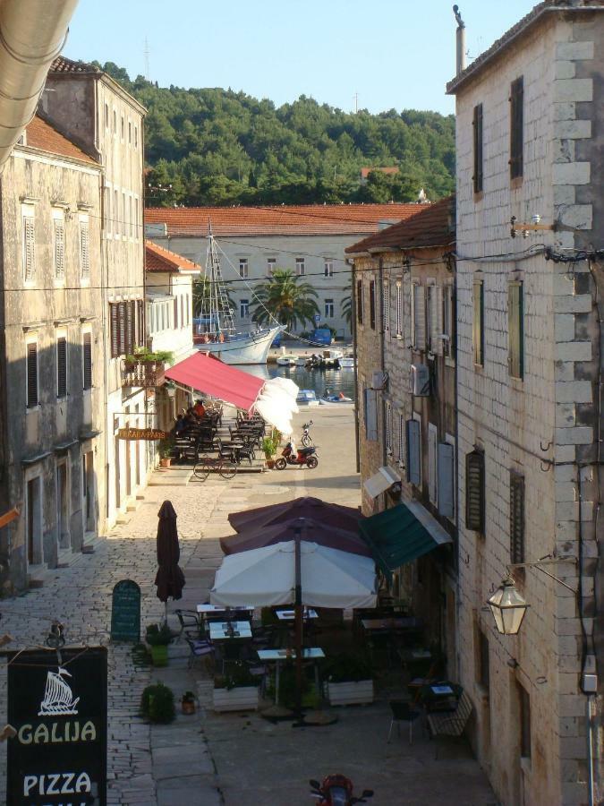 Вилла Authentico Deluxe Stari Grad Стари Град Экстерьер фото